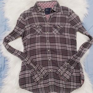 💗American Eagle Button Down 💗